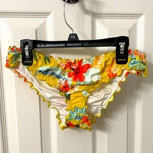 Floral lettuce trimmed cheeky bikini bottoms